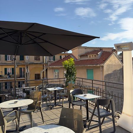 Prima Fila Due Pemium Guest House San Remo Kültér fotó