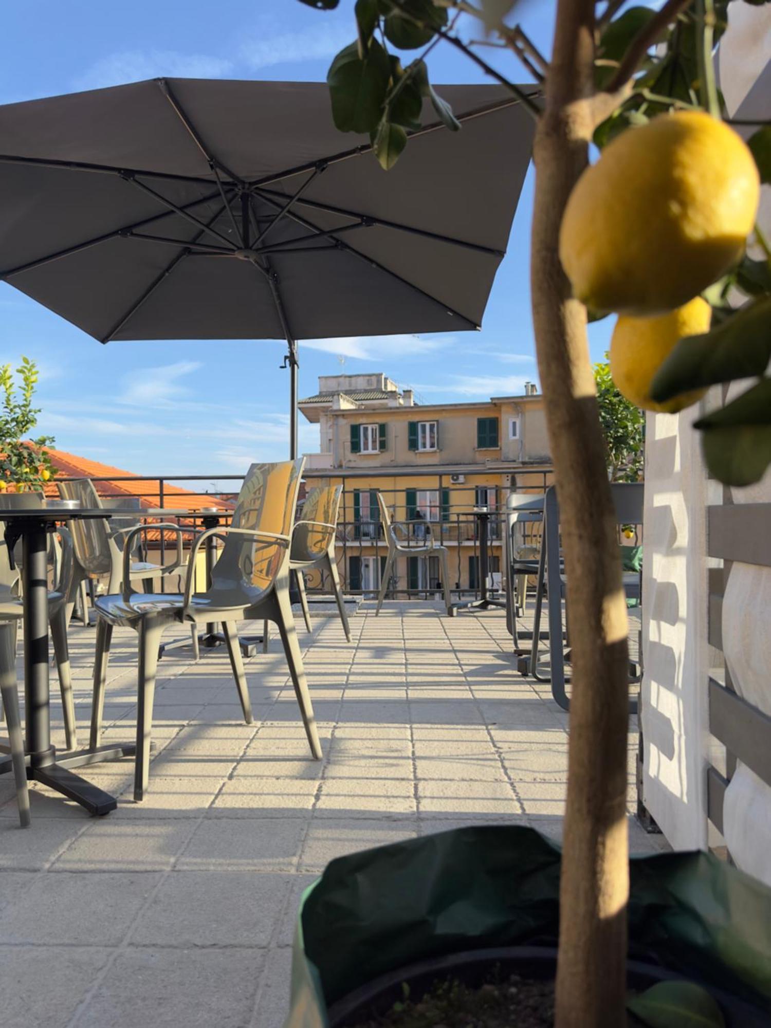 Prima Fila Due Pemium Guest House San Remo Kültér fotó